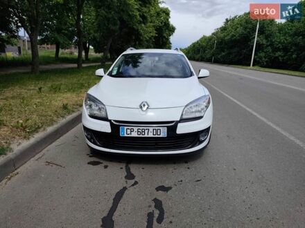 Білий Рено Меган, об'ємом двигуна 1.5 л та пробігом 207 тис. км за 7900 $, фото 1 на Automoto.ua