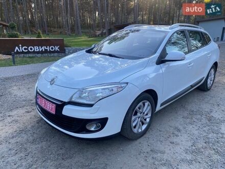 Белый Рено Меган, объемом двигателя 1.5 л и пробегом 254 тыс. км за 6800 $, фото 1 на Automoto.ua