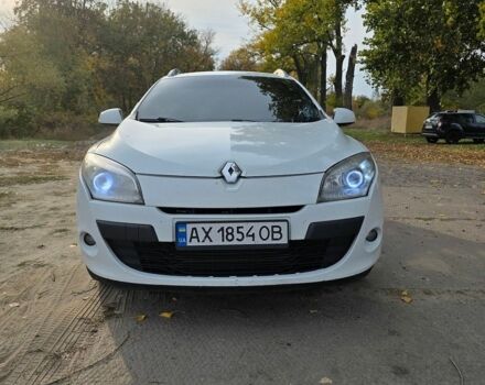 Белый Рено Меган, объемом двигателя 1.46 л и пробегом 288 тыс. км за 6800 $, фото 1 на Automoto.ua