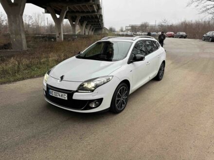 Білий Рено Меган, об'ємом двигуна 1.5 л та пробігом 260 тис. км за 7000 $, фото 1 на Automoto.ua