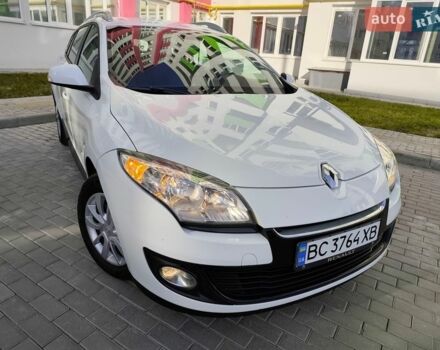 Білий Рено Меган, об'ємом двигуна 1.46 л та пробігом 250 тис. км за 6999 $, фото 1 на Automoto.ua