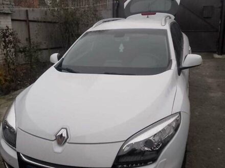 Белый Рено Меган, объемом двигателя 1.46 л и пробегом 238 тыс. км за 7600 $, фото 1 на Automoto.ua
