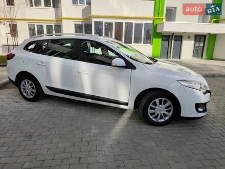 Белый Рено Меган, объемом двигателя 1.5 л и пробегом 250 тыс. км за 6999 $, фото 1 на Automoto.ua