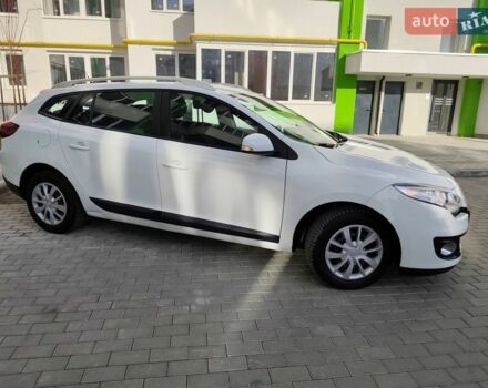 Белый Рено Меган, объемом двигателя 1.5 л и пробегом 250 тыс. км за 6999 $, фото 1 на Automoto.ua