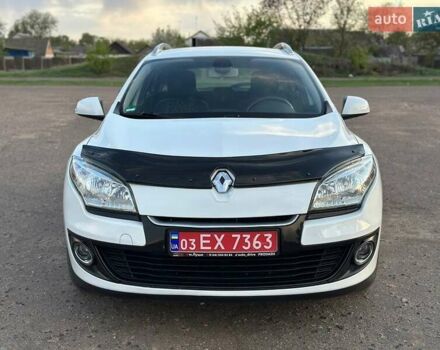 Білий Рено Меган, об'ємом двигуна 1.6 л та пробігом 252 тис. км за 7500 $, фото 1 на Automoto.ua
