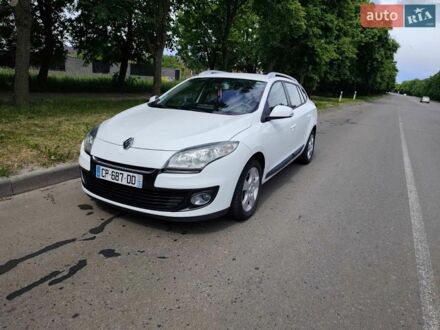 Білий Рено Меган, об'ємом двигуна 1.5 л та пробігом 207 тис. км за 7800 $, фото 1 на Automoto.ua
