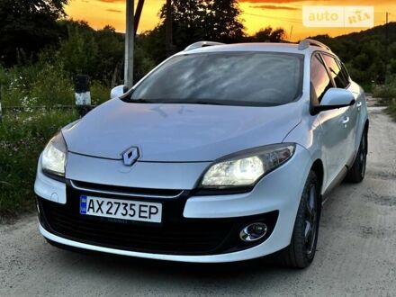 Белый Рено Меган, объемом двигателя 1.5 л и пробегом 306 тыс. км за 6600 $, фото 1 на Automoto.ua