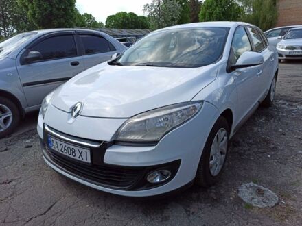 Білий Рено Меган, об'ємом двигуна 1.5 л та пробігом 216 тис. км за 6800 $, фото 1 на Automoto.ua