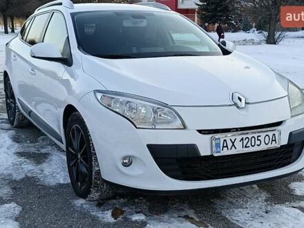 Белый Рено Меган, объемом двигателя 1.5 л и пробегом 216 тыс. км за 7800 $, фото 1 на Automoto.ua