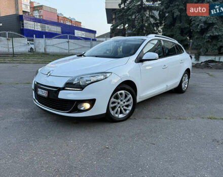 Белый Рено Меган, объемом двигателя 1.6 л и пробегом 180 тыс. км за 8700 $, фото 1 на Automoto.ua