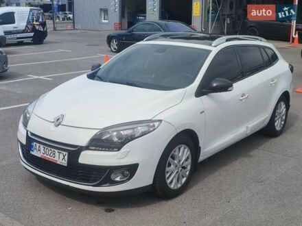 Рено Меган 2012 в Киеве на Automoto.ua Белый Рено Меган, объемом двигателя 1.46 л и пробегом 266 тыс. км за 8000 $, фото 1 на Automoto.ua
