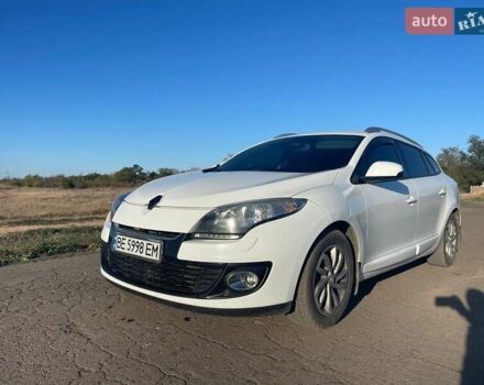 Белый Рено Меган, объемом двигателя 1.5 л и пробегом 350 тыс. км за 6600 $, фото 1 на Automoto.ua