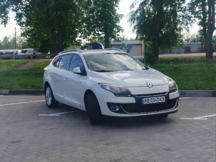 Рено Меган 2012 у Тульчине на Automoto.ua Білий Рено Меган, об'ємом двигуна 1.5 л та пробігом 204 тис. км за 9600 $, фото 1 на Automoto.ua