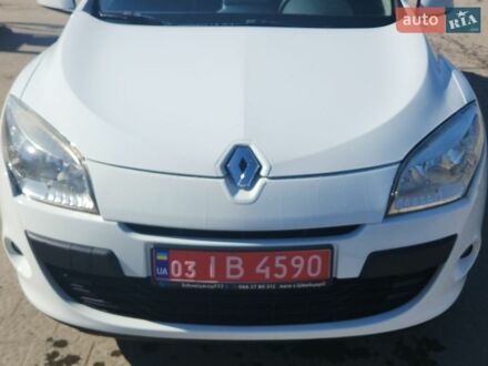 Білий Рено Меган, об'ємом двигуна 1.46 л та пробігом 248 тис. км за 7600 $, фото 1 на Automoto.ua