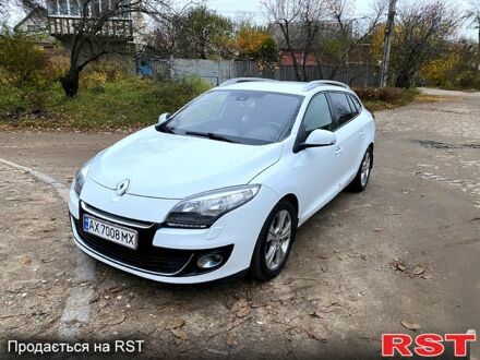 Белый Рено Меган, объемом двигателя 1.5 л и пробегом 300 тыс. км за 6000 $, фото 1 на Automoto.ua