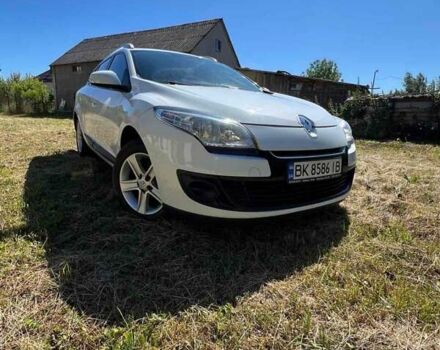 Білий Рено Меган, об'ємом двигуна 1.46 л та пробігом 190 тис. км за 6500 $, фото 1 на Automoto.ua