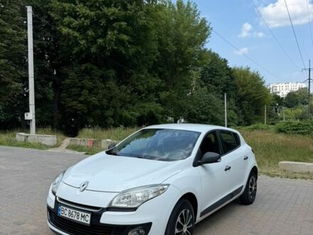 Білий Рено Меган, об'ємом двигуна 1.5 л та пробігом 176 тис. км за 8000 $, фото 1 на Automoto.ua