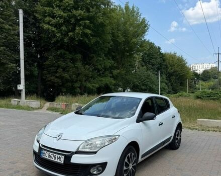 Білий Рено Меган, об'ємом двигуна 1.5 л та пробігом 176 тис. км за 8000 $, фото 1 на Automoto.ua
