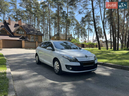 Рено Меган 2012 у Чернігові на Automoto.ua Білий Рено Меган, об'ємом двигуна 1.5 л та пробігом 210 тис. км за 6900 $, фото 1 на Automoto.ua