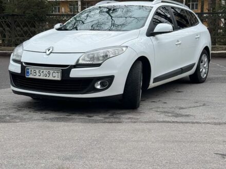 Рено Меган 2012 в Хмельнике на Automoto.ua Белый Рено Меган, объемом двигателя 1.5 л и пробегом 230 тыс. км за 7700 $, фото 1 на Automoto.ua