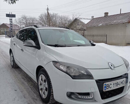 Белый Рено Меган, объемом двигателя 1.5 л и пробегом 276 тыс. км за 7550 $, фото 1 на Automoto.ua