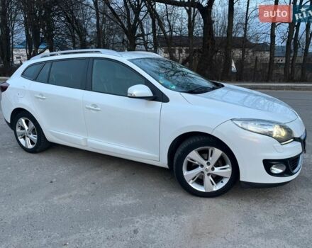 Білий Рено Меган, об'ємом двигуна 1.46 л та пробігом 266 тис. км за 7800 $, фото 1 на Automoto.ua
