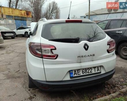 Белый Рено Меган, объемом двигателя 1.46 л и пробегом 250 тыс. км за 3500 $, фото 1 на Automoto.ua
