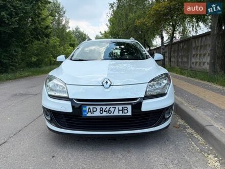 Білий Рено Меган, об'ємом двигуна 1.5 л та пробігом 337 тис. км за 6699 $, фото 1 на Automoto.ua