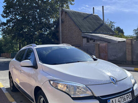 Белый Рено Меган, объемом двигателя 1.46 л и пробегом 303 тыс. км за 6500 $, фото 1 на Automoto.ua