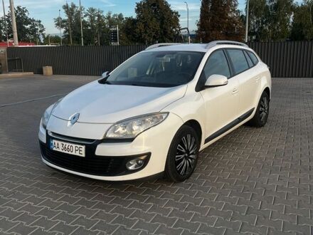 Білий Рено Меган, об'ємом двигуна 1.46 л та пробігом 320 тис. км за 6700 $, фото 1 на Automoto.ua