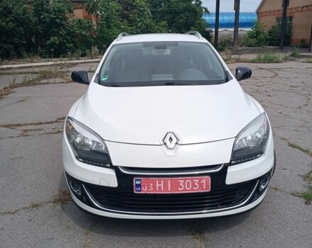 Белый Рено Меган, объемом двигателя 1.5 л и пробегом 228 тыс. км за 8800 $, фото 1 на Automoto.ua