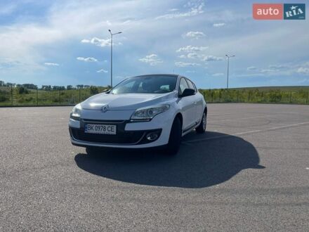 Белый Рено Меган, объемом двигателя 1.46 л и пробегом 258 тыс. км за 6950 $, фото 1 на Automoto.ua