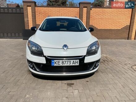 Білий Рено Меган, об'ємом двигуна 1.6 л та пробігом 273 тис. км за 7800 $, фото 1 на Automoto.ua