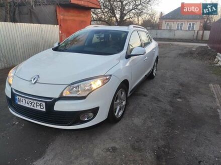 Белый Рено Меган, объемом двигателя 1.46 л и пробегом 289 тыс. км за 7500 $, фото 1 на Automoto.ua