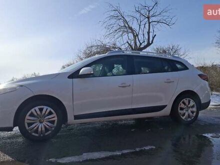 Белый Рено Меган, объемом двигателя 1.46 л и пробегом 306 тыс. км за 7500 $, фото 1 на Automoto.ua