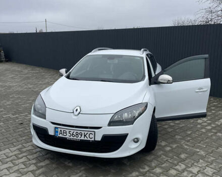 Білий Рено Меган, об'ємом двигуна 1.46 л та пробігом 280 тис. км за 7200 $, фото 1 на Automoto.ua