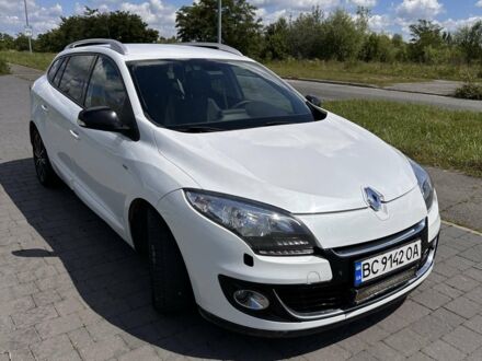 Білий Рено Меган, об'ємом двигуна 1.6 л та пробігом 228 тис. км за 8100 $, фото 1 на Automoto.ua