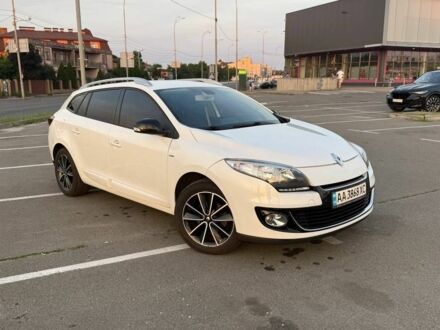 Белый Рено Меган, объемом двигателя 1.5 л и пробегом 240 тыс. км за 8296 $, фото 1 на Automoto.ua