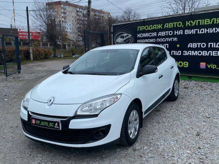 Білий Рено Меган, об'ємом двигуна 1.46 л та пробігом 230 тис. км за 7400 $, фото 1 на Automoto.ua