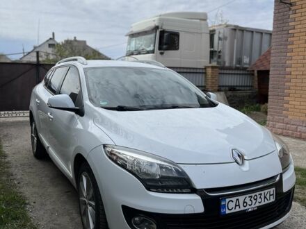 Белый Рено Меган, объемом двигателя 1.5 л и пробегом 305 тыс. км за 7500 $, фото 1 на Automoto.ua