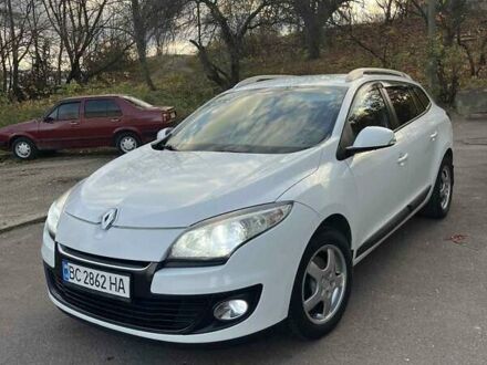 Белый Рено Меган, объемом двигателя 1.5 л и пробегом 310 тыс. км за 8300 $, фото 1 на Automoto.ua