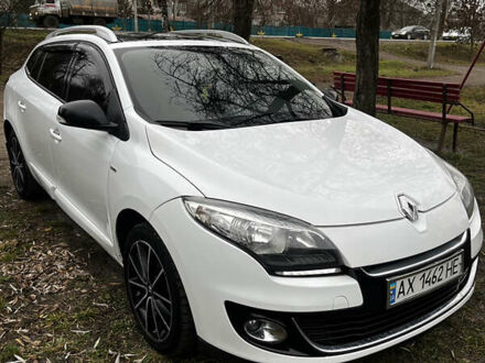 Белый Рено Меган, объемом двигателя 1.6 л и пробегом 237 тыс. км за 7800 $, фото 1 на Automoto.ua