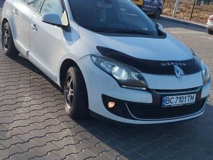 Рено Меган 2012 в Стрые на Automoto.ua Белый Рено Меган, объемом двигателя 1.5 л и пробегом 256 тыс. км за 7450 $, фото 1 на Automoto.ua