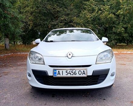 Білий Рено Меган, об'ємом двигуна 1.5 л та пробігом 225 тис. км за 6000 $, фото 1 на Automoto.ua