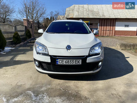 Рено Меган 2012 в Черновцах на Automoto.ua Белый Рено Меган, объемом двигателя 1.46 л и пробегом 222 тыс. км за 8300 $, фото 1 на Automoto.ua