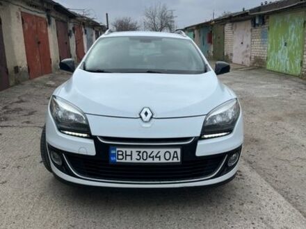 Белый Рено Меган, объемом двигателя 1.46 л и пробегом 230 тыс. км за 8000 $, фото 1 на Automoto.ua