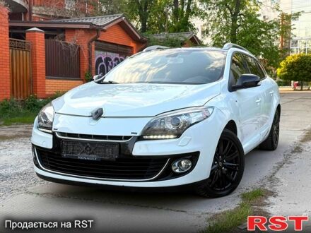Рено Меган 2013 у Харкові на Automoto.ua Білий Рено Меган, об'ємом двигуна 15 л та пробігом 222 тис. км за 8100 $, фото 1 на Automoto.ua