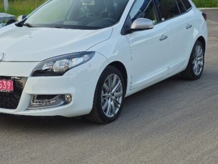 Рено Меган 2013 у Дубно на Automoto.ua Білий Рено Меган, об'ємом двигуна 1.5 л та пробігом 206 тис. км за 9400 $, фото 1 на Automoto.ua