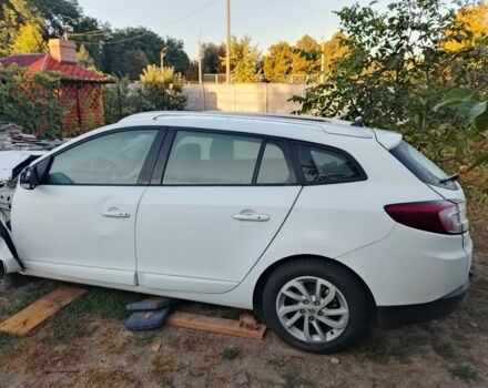 Белый Рено Меган, объемом двигателя 1.5 л и пробегом 267 тыс. км за 600 $, фото 1 на Automoto.ua