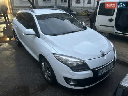 Білий Рено Меган, об'ємом двигуна 1.46 л та пробігом 175 тис. км за 6500 $, фото 1 на Automoto.ua